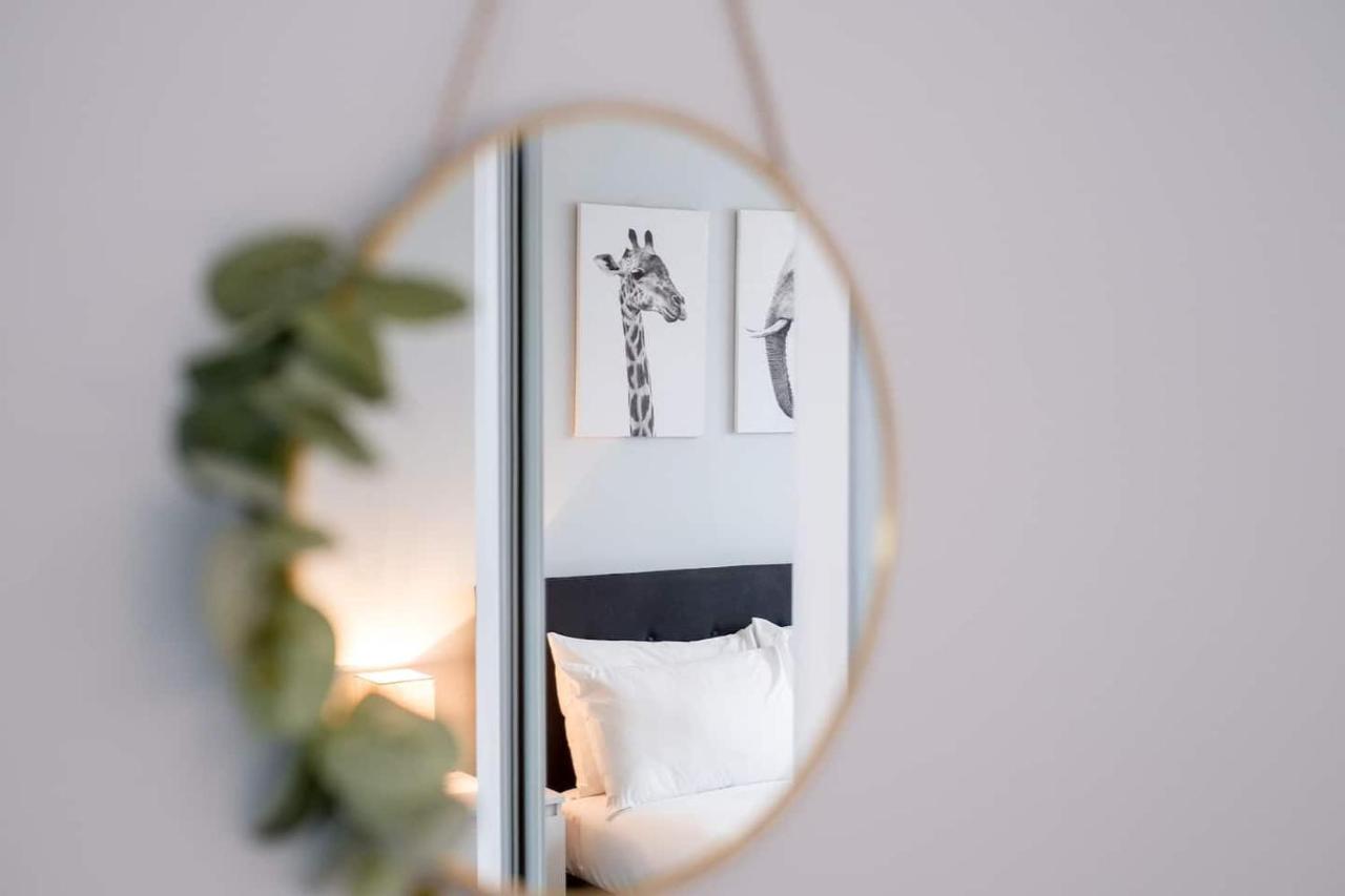Modern Apartments With Sea Views, Steps From Brighton Beach & The Royal Pavilion Eksteriør billede